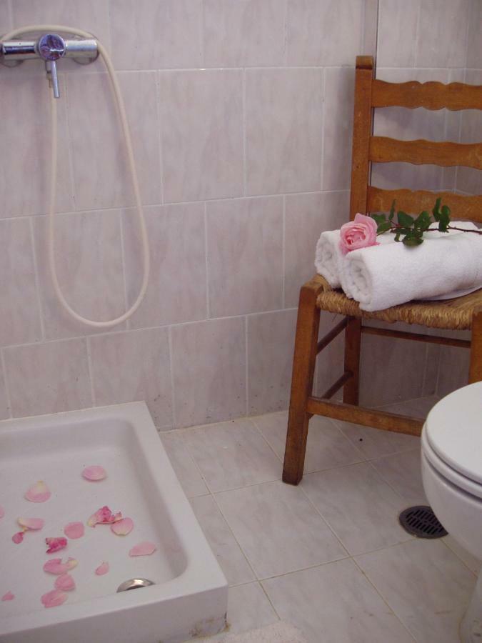 Elpidas Holiday House 卡德哈米利 外观 照片